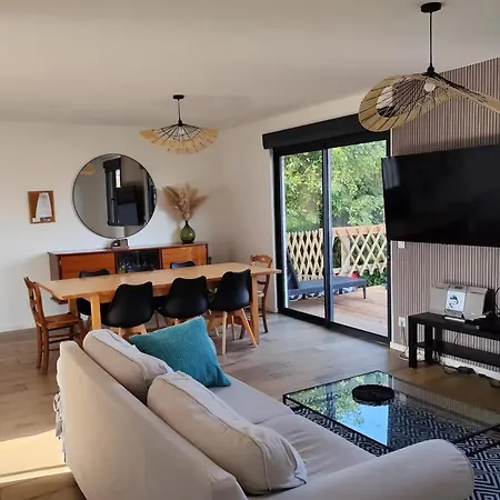 Maison De Charme A Avec Jardin Clos